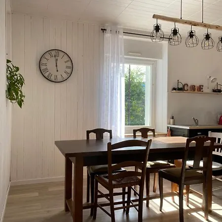 Maison Chaleureuse -
